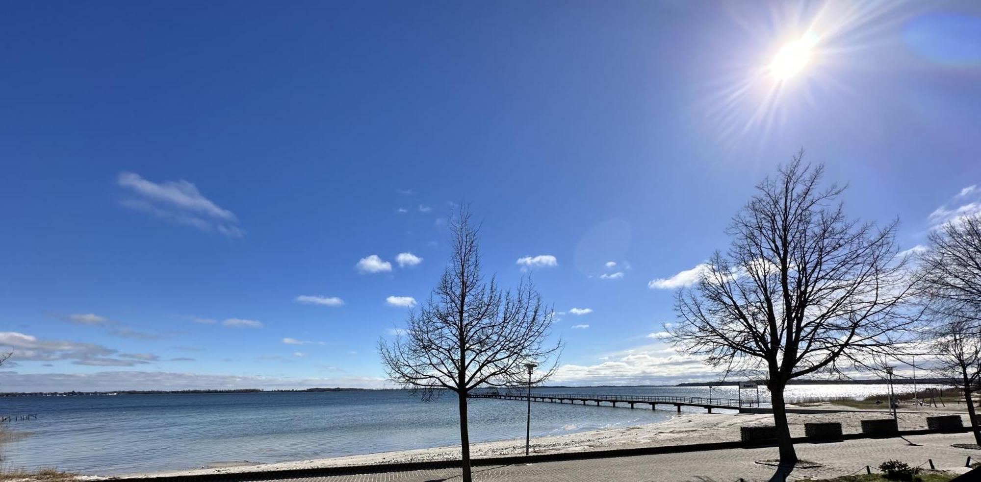 App 8O Grosser Tag Am Meer Mit Wasserblick Dranske Exterior foto